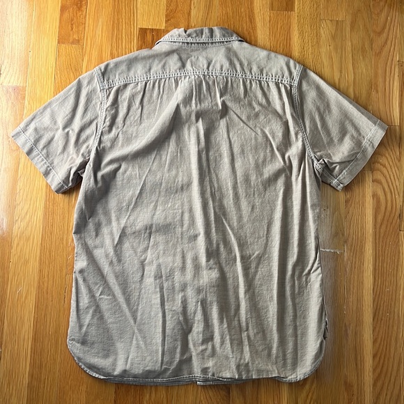 Gap Short Sleeve Button Down - Picture 3 of 3
